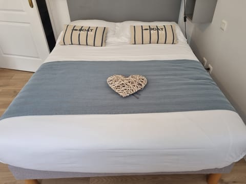 Double Room, Accessible | Premium bedding, individually decorated, individually furnished