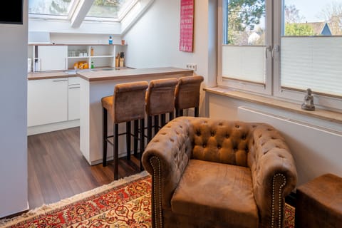 Double Room, Kitchenette | In-room dining