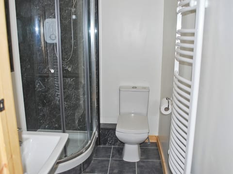 Shower room | Bramley Farm Cottages - The Barn, Whalley