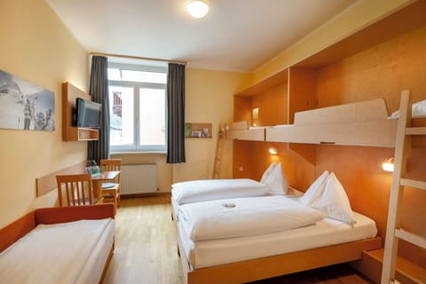 Family Room (5 Persons) | In-room safe, free cribs/infant beds, free WiFi, bed sheets