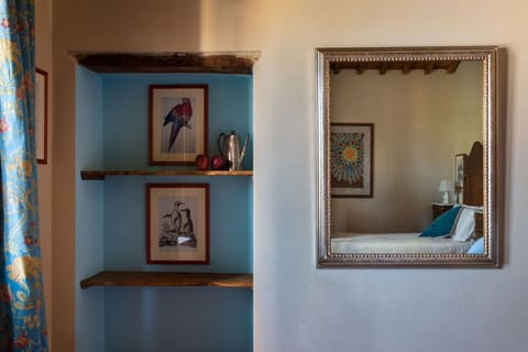 Picture Frame, Mirror, Blue, Paint, Wood, Building, Rectangle, Art, Painting, Event