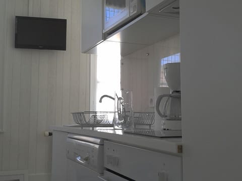 Apartment, Ensuite (Les deux ponts) | Premium bedding, individually decorated, individually furnished