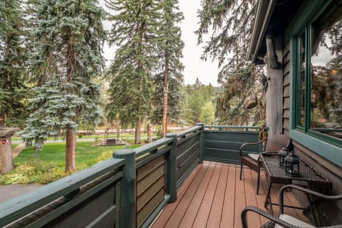 Luxury Tree House, Ensuite (TreeHouse, Non Pet-Friendly) | Balcony view