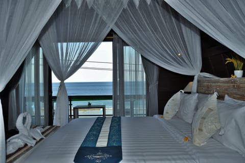 Family Suite, 1 Bedroom, Non Smoking, Ocean View | In-room safe, desk, soundproofing, free WiFi