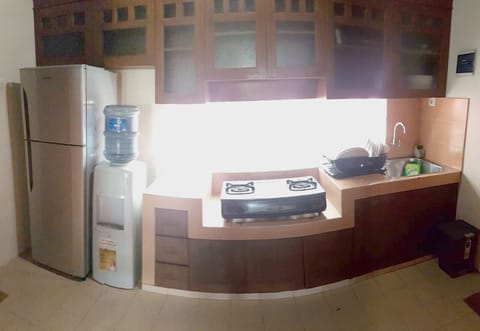 Family Room, Non Smoking (Joglo) | Private kitchen