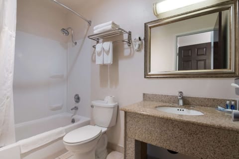 Suite, 1 King Bed with Sofa bed, Non Smoking (Efficiency) | Bathroom | Combined shower/tub, hair dryer, towels