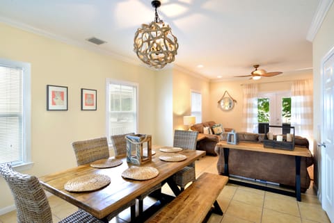 Wonderful open kitchen, dining and living room