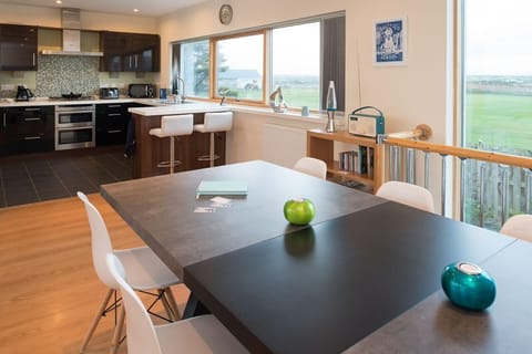 The View Dining Room - Rhosneigr