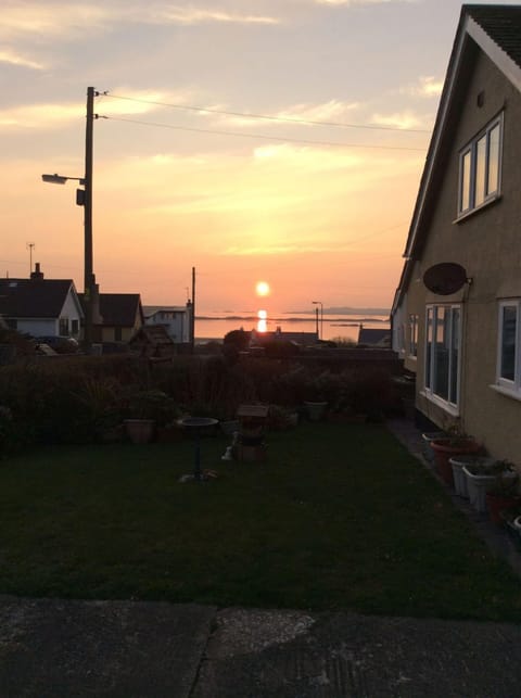 Dysynni sunset Rhosneigr