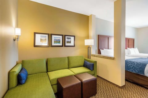 Suite, Multiple Beds, Non Smoking | Down comforters, pillowtop beds, desk, laptop workspace