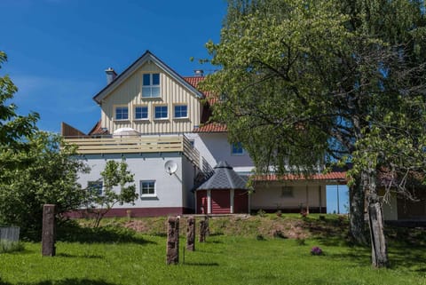 Landhaus Seewald view form the garden onto the house