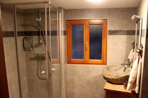 Double Room (Medieval) | Bathroom shower