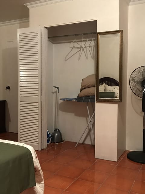 Studio Apartment | Iron/ironing board