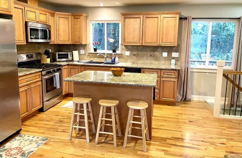 Full photo of kitchen area