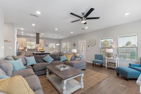 Sea Glory is great for large groups of up to 14 people!