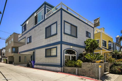 Our spacious 4 bedroom home can comfortably accommodate 12 guests