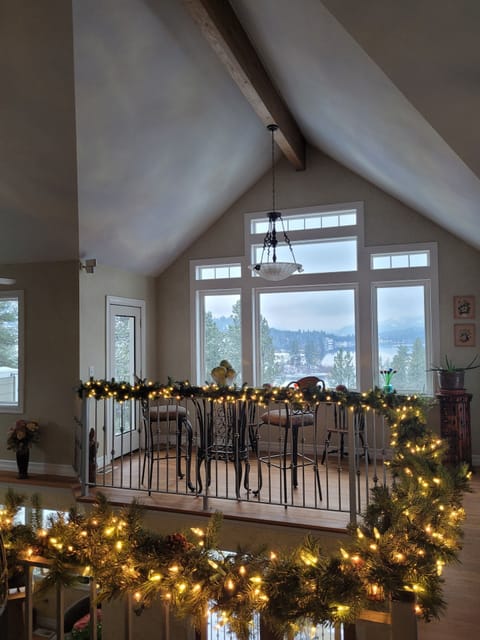 The upper view windows with tivoli lights around the mezzanine