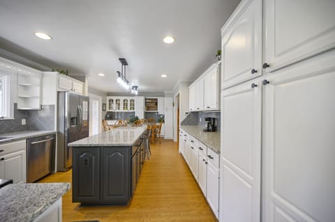 Kitchen / Main Level