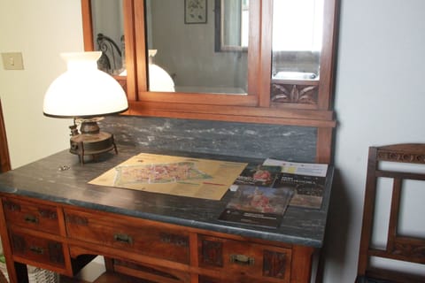 Double Room, Shared Bathroom | Room amenity