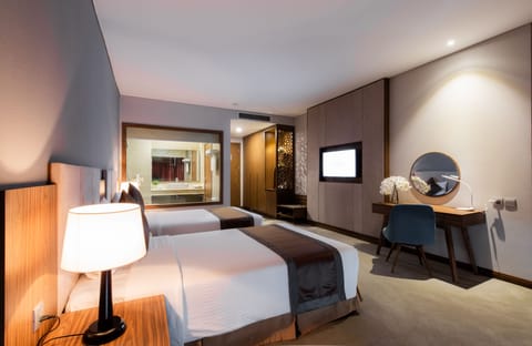 Deluxe Twin Room | Premium bedding, minibar, in-room safe, individually decorated