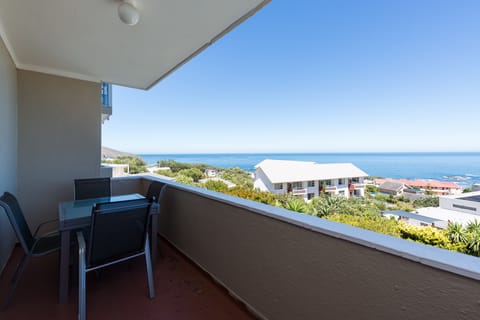 Premier Apartment, 2 Bedrooms, Non Smoking, Beach View | Balcony