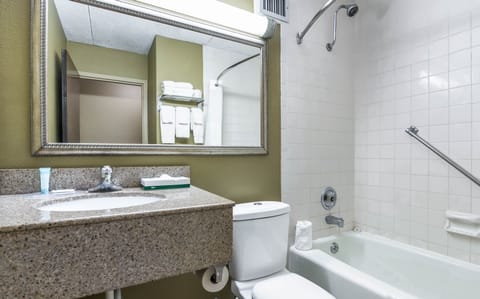 Standard Room, 2 Queen Beds, Non Smoking | Bathroom | Hydromassage showerhead, hair dryer, towels