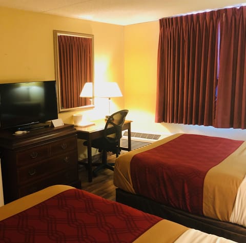 Standard Room, 2 Queen Beds, Non Smoking | Premium bedding, desk, blackout drapes, rollaway beds