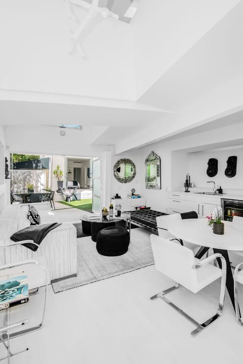 Guest house Living area 