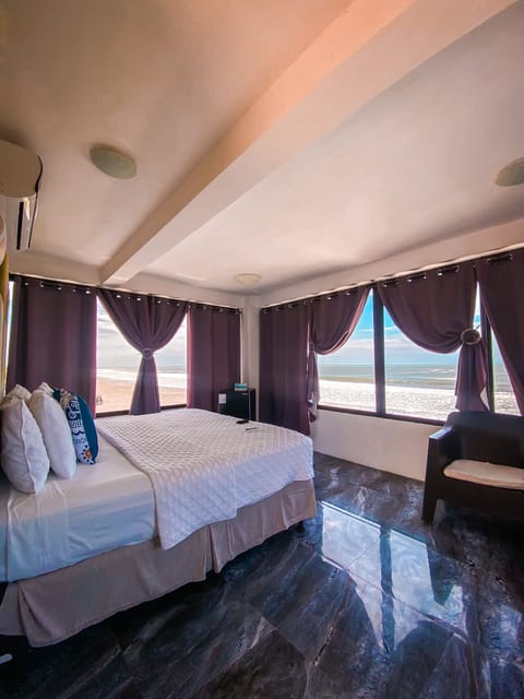 Double Room, Ocean View | Bed sheets