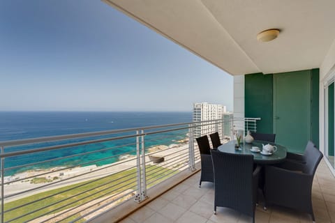 Apartment (3 Bedrooms) | Terrace/patio