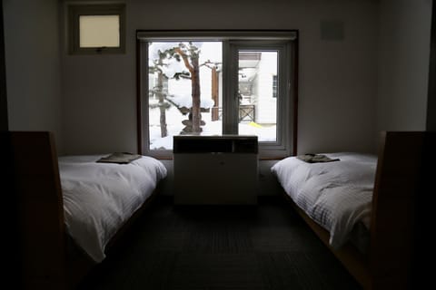 Japanese Western Style Room | Soundproofing, free WiFi, bed sheets