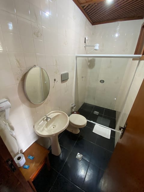 Exclusive Double Room | Bathroom | Shower, towels