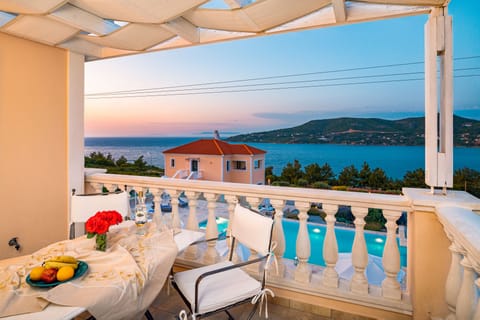 Luxury Suite (Erato) | Terrace/patio