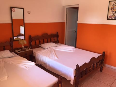 Standard Triple Room, Multiple Beds | Bed sheets