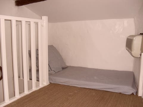 La Vigie bedroom