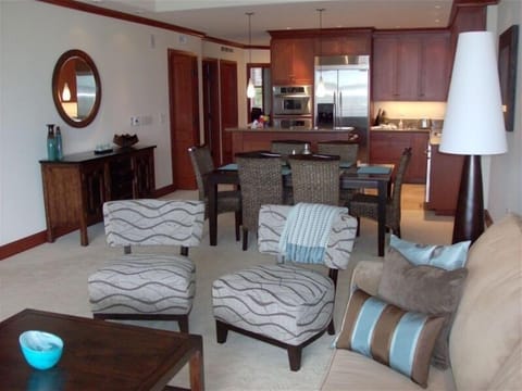 Looking in from Lanai