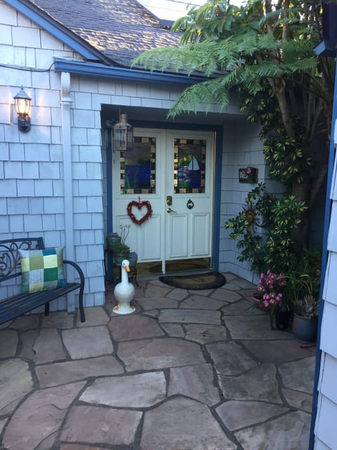 Welcome to the SLO Lakeside Lodge!