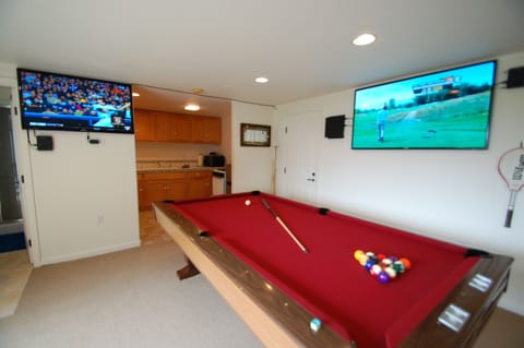 Man Cave: Watch Baseball on the 46" and Golf on the 60" all while playing pool.