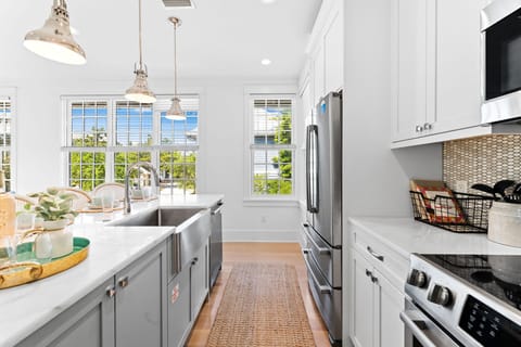 2nd Floor Kitchen - Stainless Steel Appliances