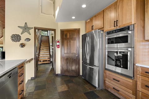 View back to the stairs to loft.