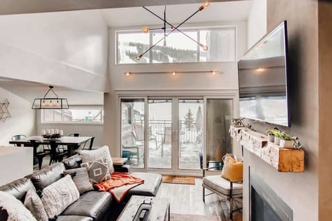 Amazing views of the slopes right out the back. We are a top floor unit, so you do need to climb steps to get to our entrance.