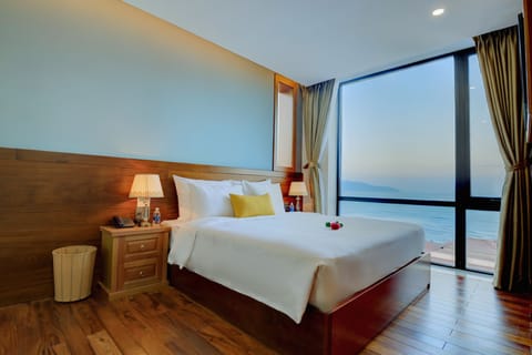 Deluxe Suite, Seaview | View from room