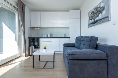 Superior Apartment, 1 Bedroom, Terrace (C7) | Private kitchen | Fridge