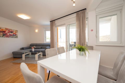 Deluxe Apartment, 2 Bedrooms, Private Pool, Garden View (C1) | Living area | Flat-screen TV