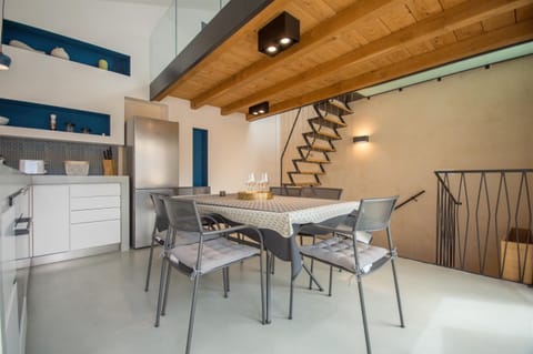 Traditional House, 3 Bedrooms | In-room dining