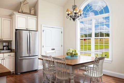 In kitchen dining with seating for 6