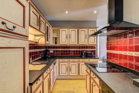 Alpes Travel - Apartment President - 1