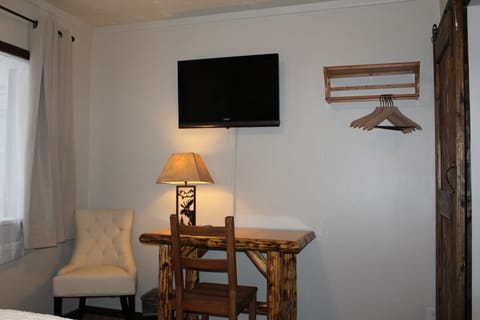 Deluxe Room, 2 Queen Beds | Desk, free WiFi, bed sheets