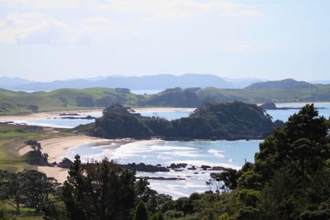 walk to Mimiwhangata