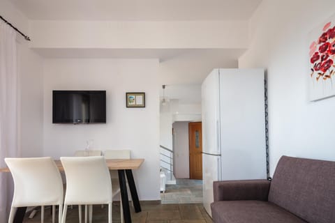 Indoor dining table next to the kitchen